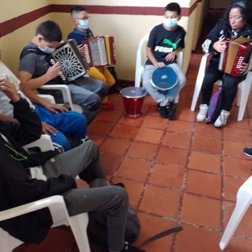 c8bcc76b-cef3-4c6d-a24b-a3004e578120